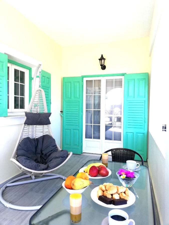 Kamari Beach Houses With Balcony And Garden Dış mekan fotoğraf